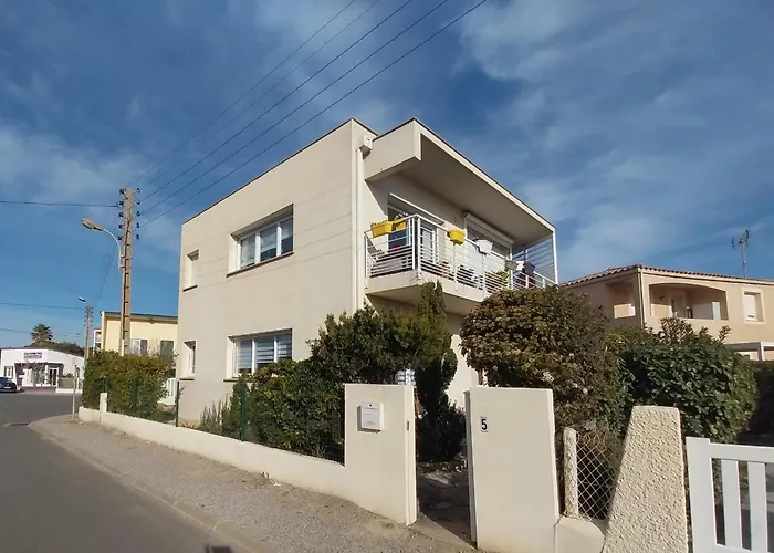 Superbe T4, Rdc, 6 Couchages, Parking, Proche Narbonne-Plage