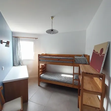 شقة Superbe T4, Rdc, 6 Couchages, Parking, Proche